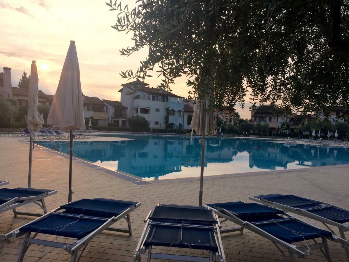 La Chicca Del Garda Apartamento Peschiera del Garda Exterior foto