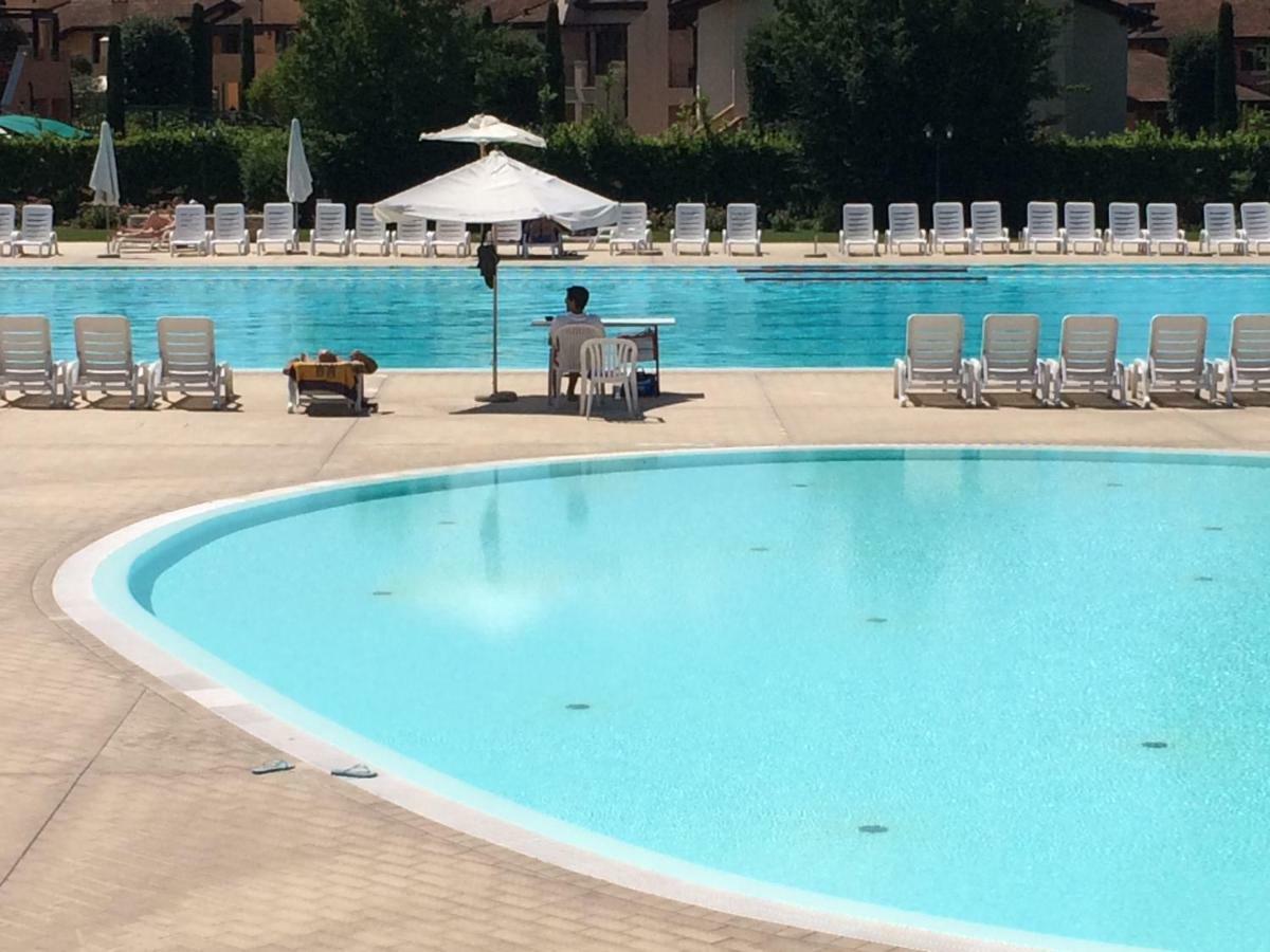 La Chicca Del Garda Apartamento Peschiera del Garda Exterior foto