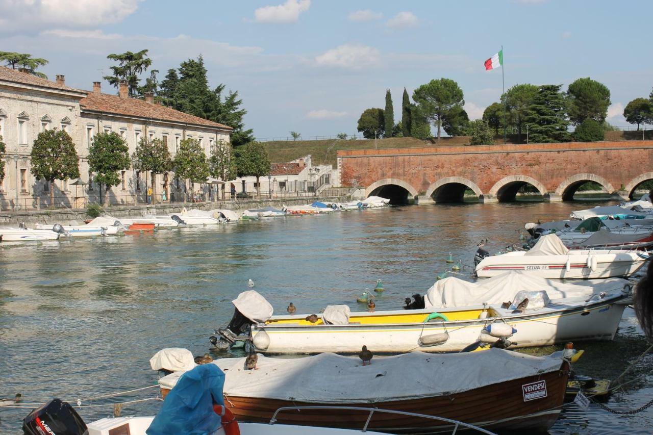 La Chicca Del Garda Apartamento Peschiera del Garda Exterior foto