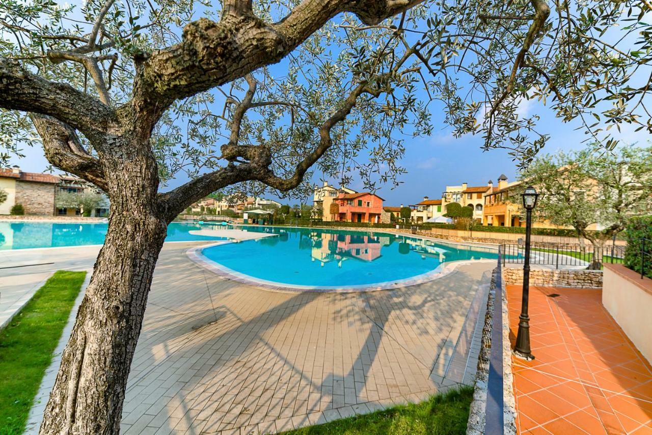 La Chicca Del Garda Apartamento Peschiera del Garda Exterior foto