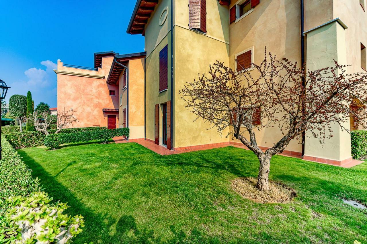 La Chicca Del Garda Apartamento Peschiera del Garda Exterior foto
