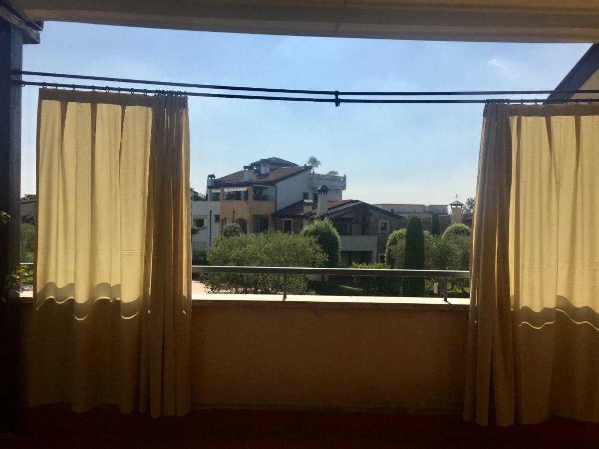 La Chicca Del Garda Apartamento Peschiera del Garda Exterior foto