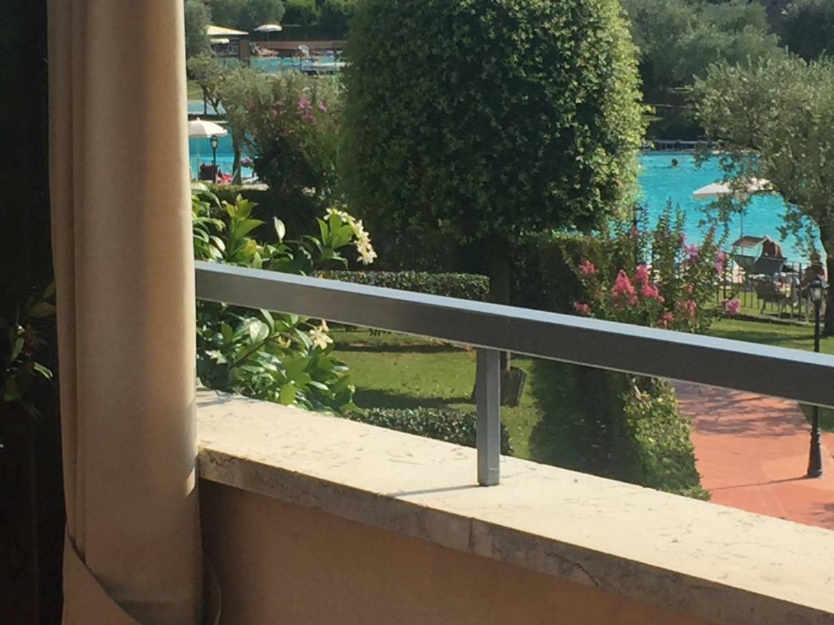 La Chicca Del Garda Apartamento Peschiera del Garda Exterior foto