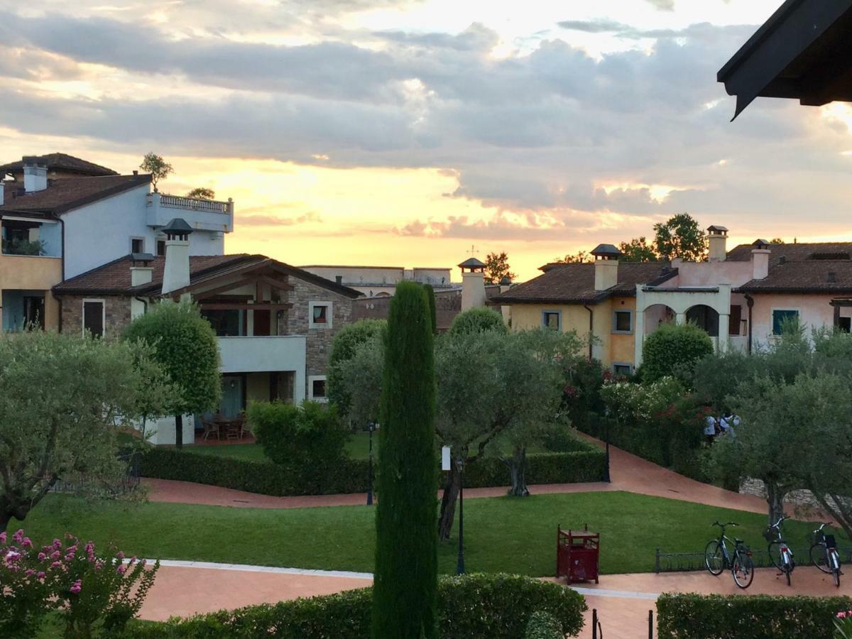 La Chicca Del Garda Apartamento Peschiera del Garda Exterior foto
